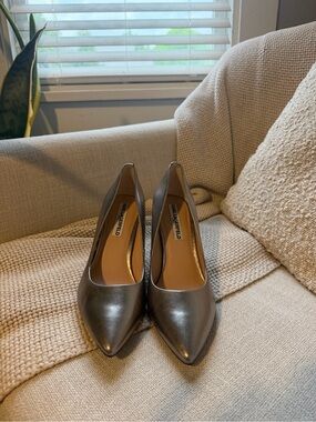 Karl Lagerfeld Metallic Silver Pointed-Toe Pumps